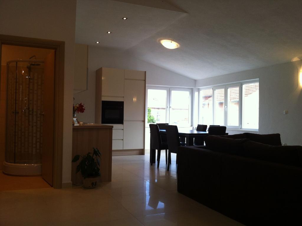 Adriatic Rose Apartment Turanj Room photo